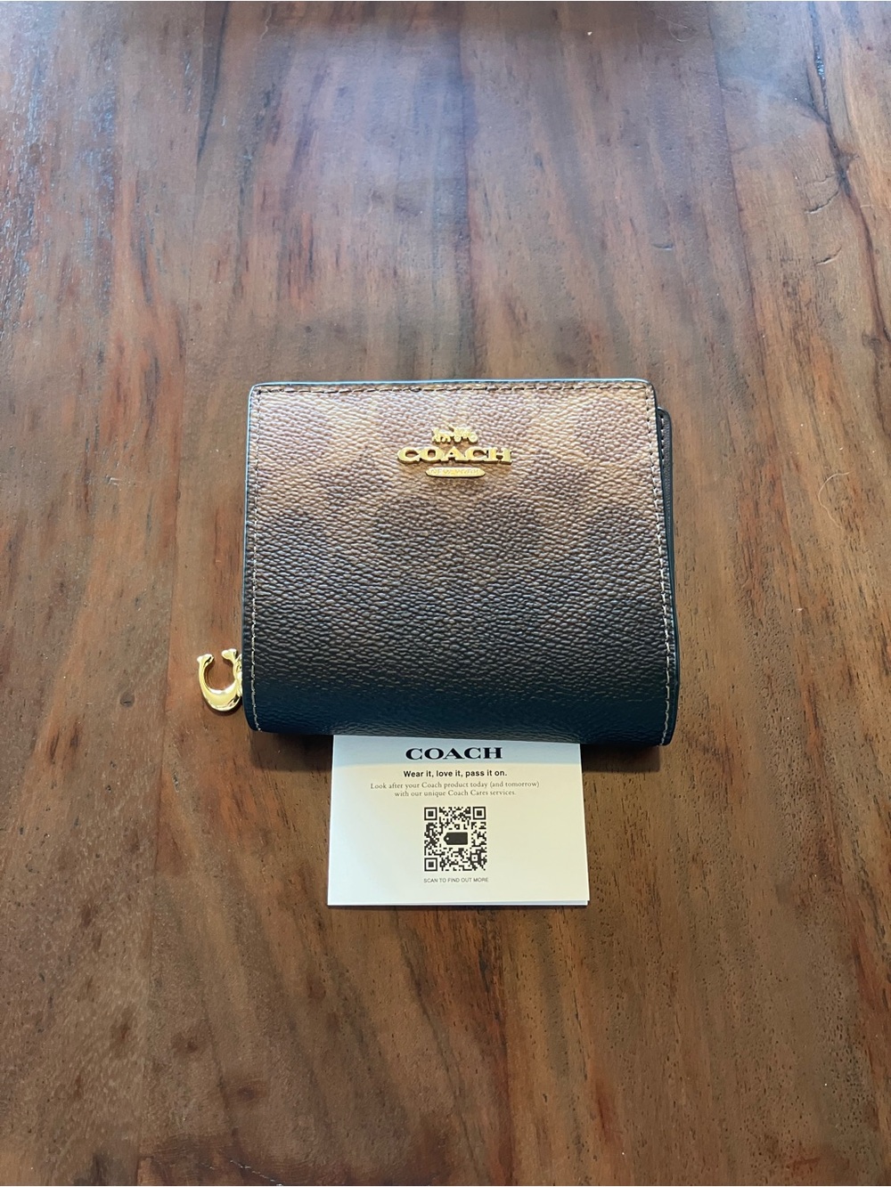Coach Brown Leather Snap Wallet with Gold-Tone Hardware - Picture 6 of 6